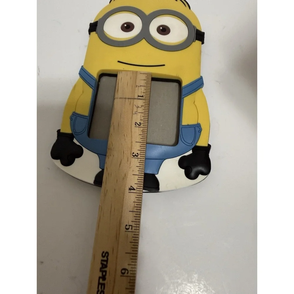 Universal Studios Despicable Me Minions Photo Frame For 2.5
